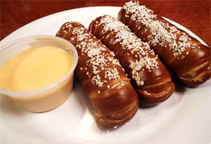 BavarianPretzelsChes M sm